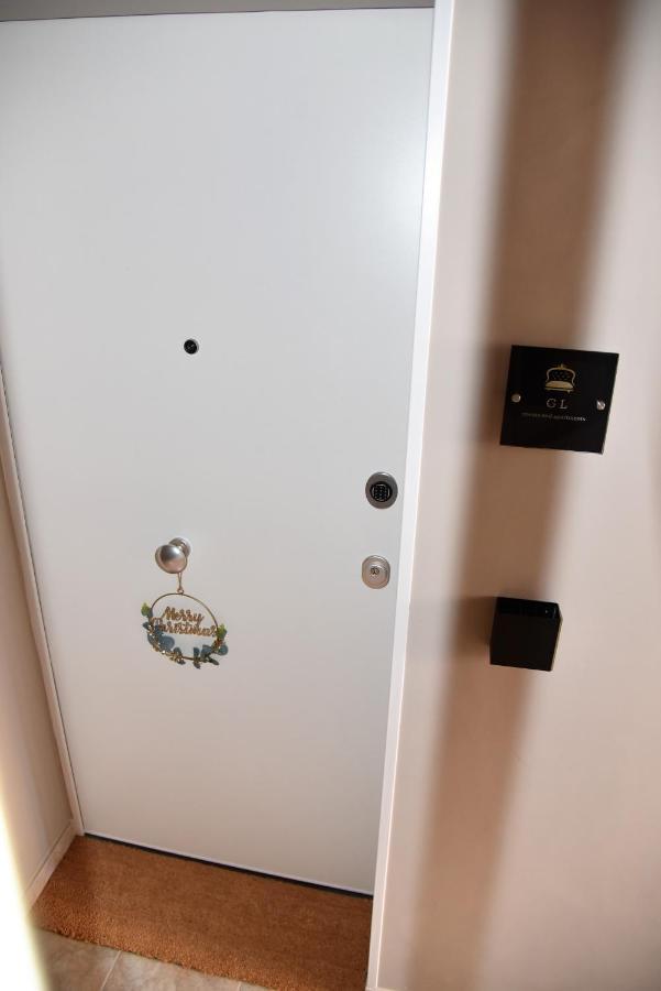 Gl Rooms And Apartments Бари Екстериор снимка