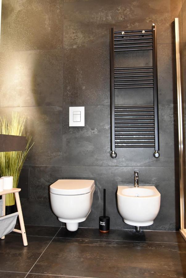Gl Rooms And Apartments Бари Екстериор снимка