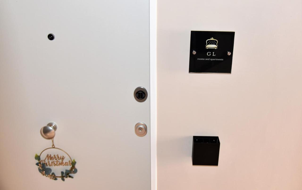 Gl Rooms And Apartments Бари Екстериор снимка