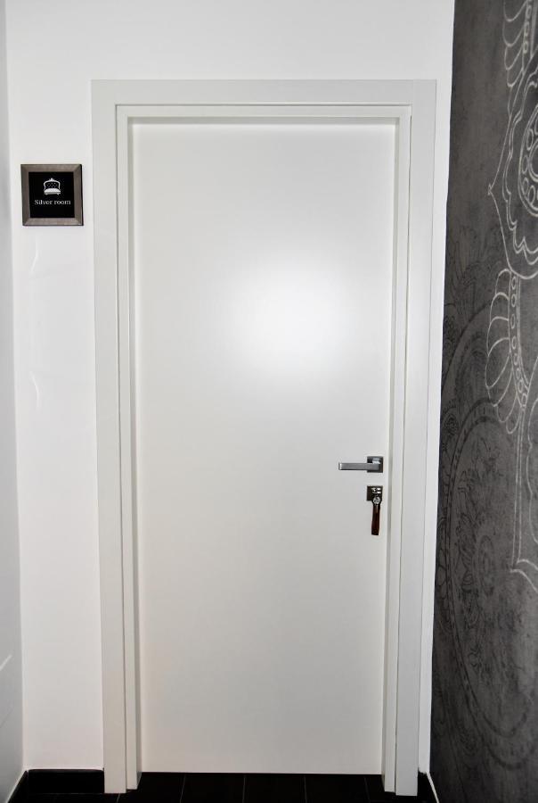Gl Rooms And Apartments Бари Екстериор снимка