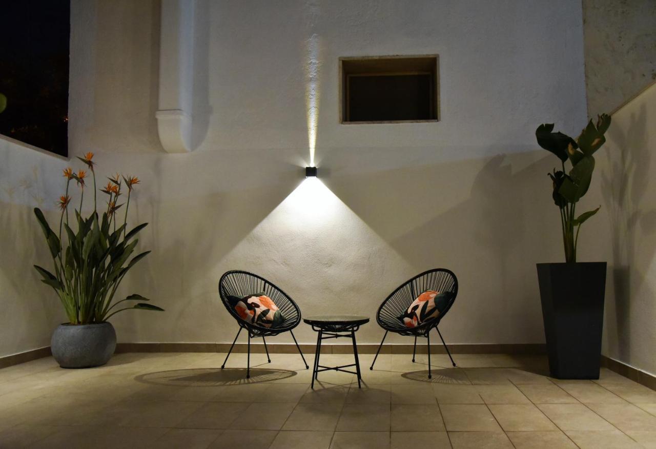 Gl Rooms And Apartments Бари Екстериор снимка