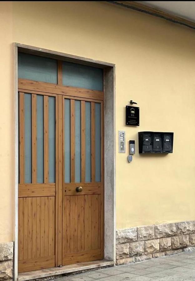 Gl Rooms And Apartments Бари Екстериор снимка